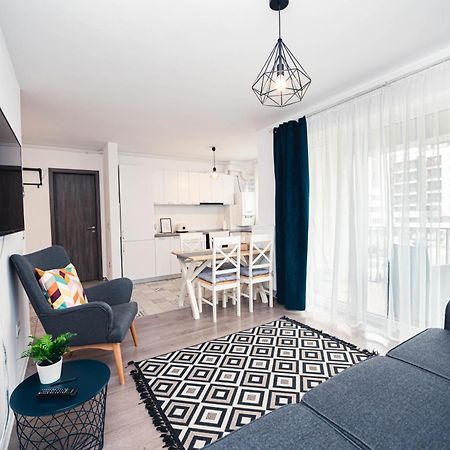 White Mood Apartment 2 Brașov Exterior foto